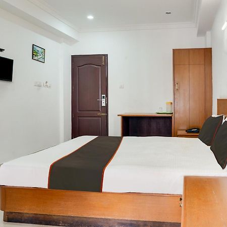 Collection O Coastal Grand Kurunji Meredian Hotel โกไดกานัล ภายนอก รูปภาพ