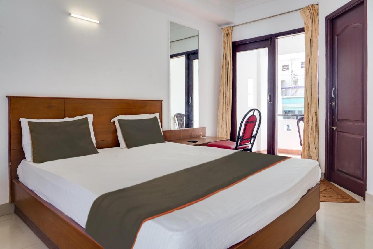 Collection O Coastal Grand Kurunji Meredian Hotel โกไดกานัล ภายนอก รูปภาพ