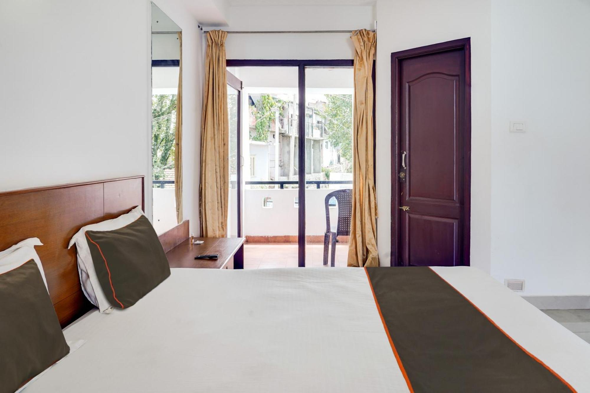 Collection O Coastal Grand Kurunji Meredian Hotel โกไดกานัล ภายนอก รูปภาพ