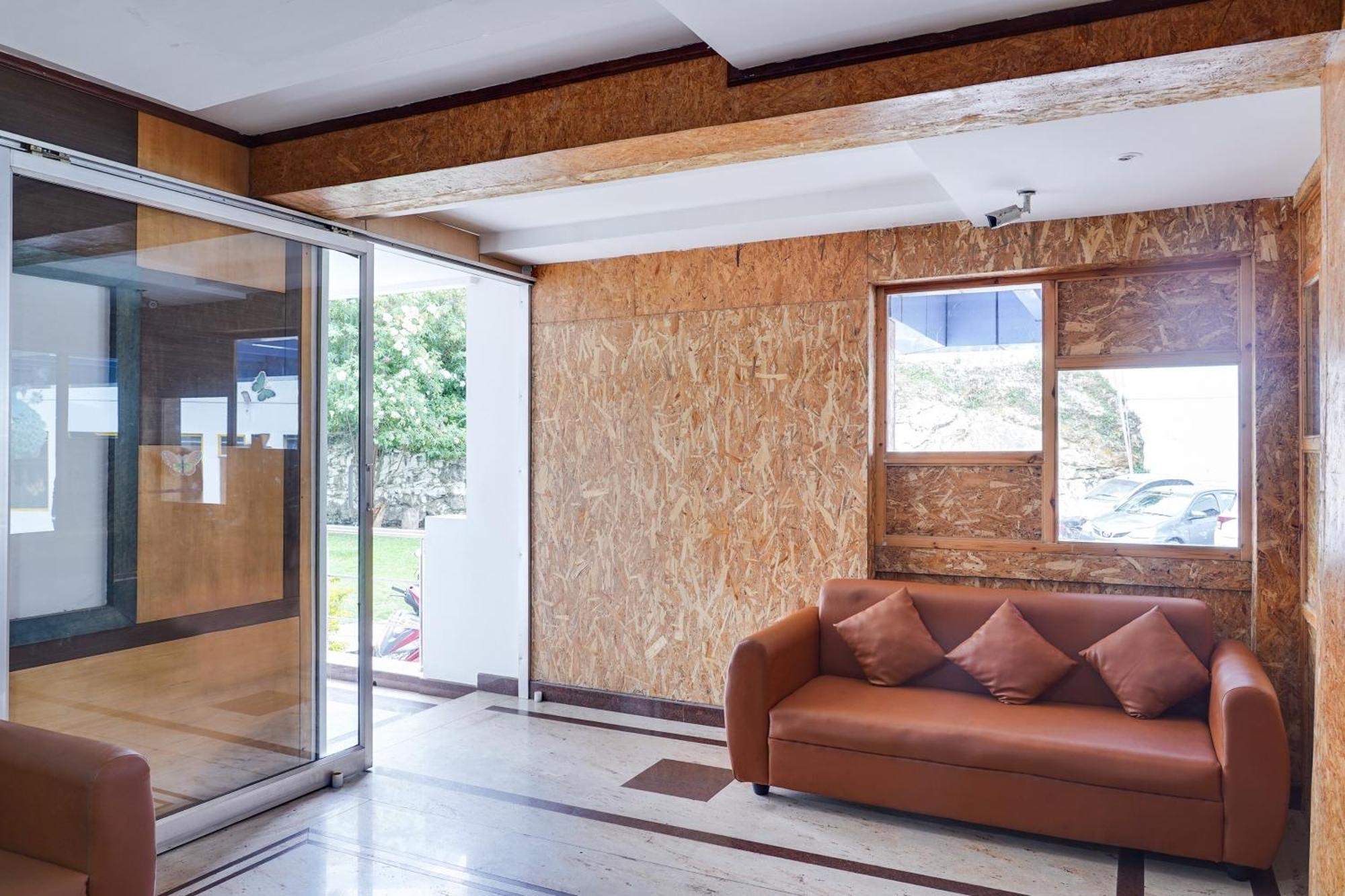 Collection O Coastal Grand Kurunji Meredian Hotel โกไดกานัล ภายนอก รูปภาพ