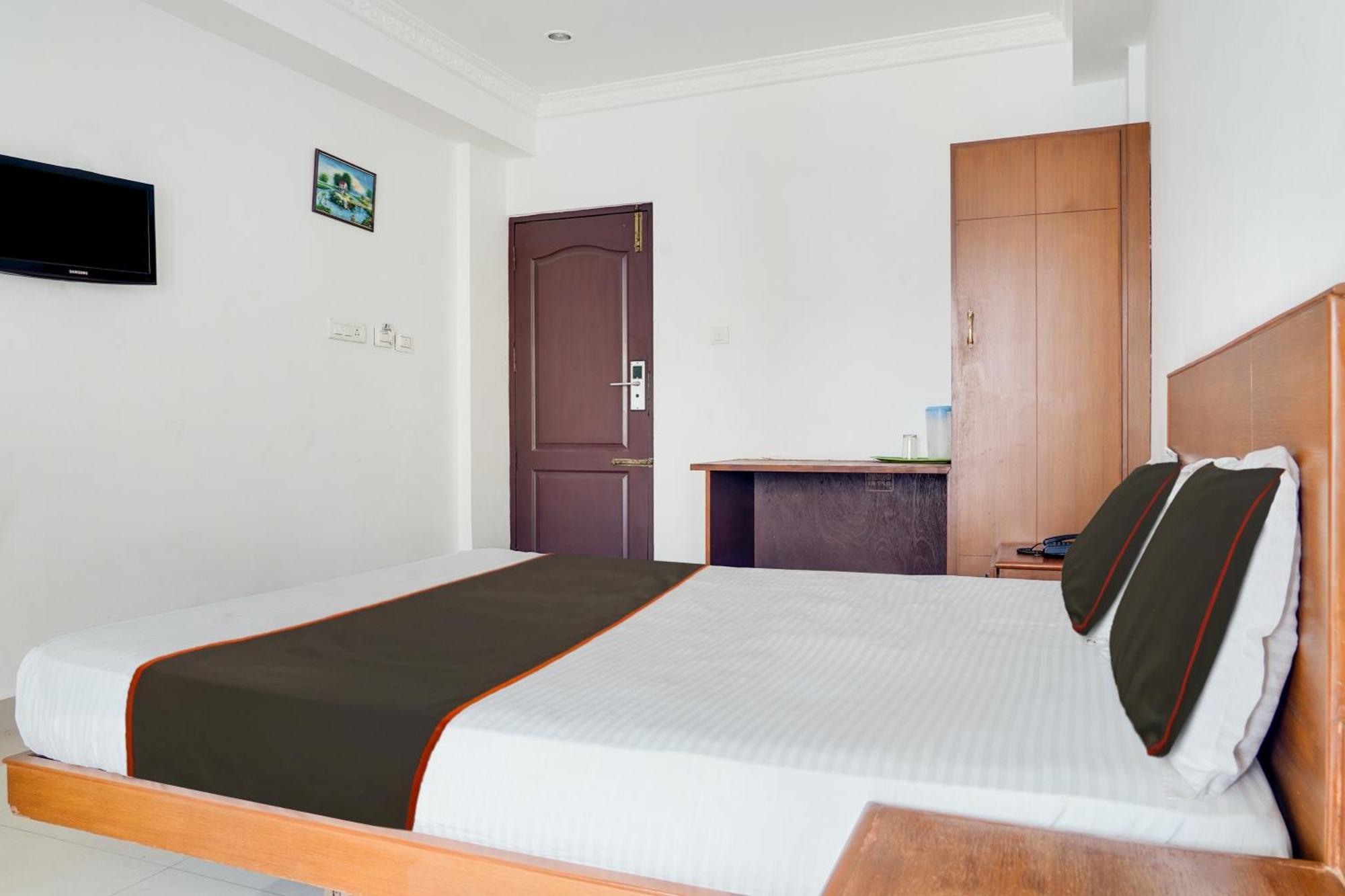 Collection O Coastal Grand Kurunji Meredian Hotel โกไดกานัล ภายนอก รูปภาพ