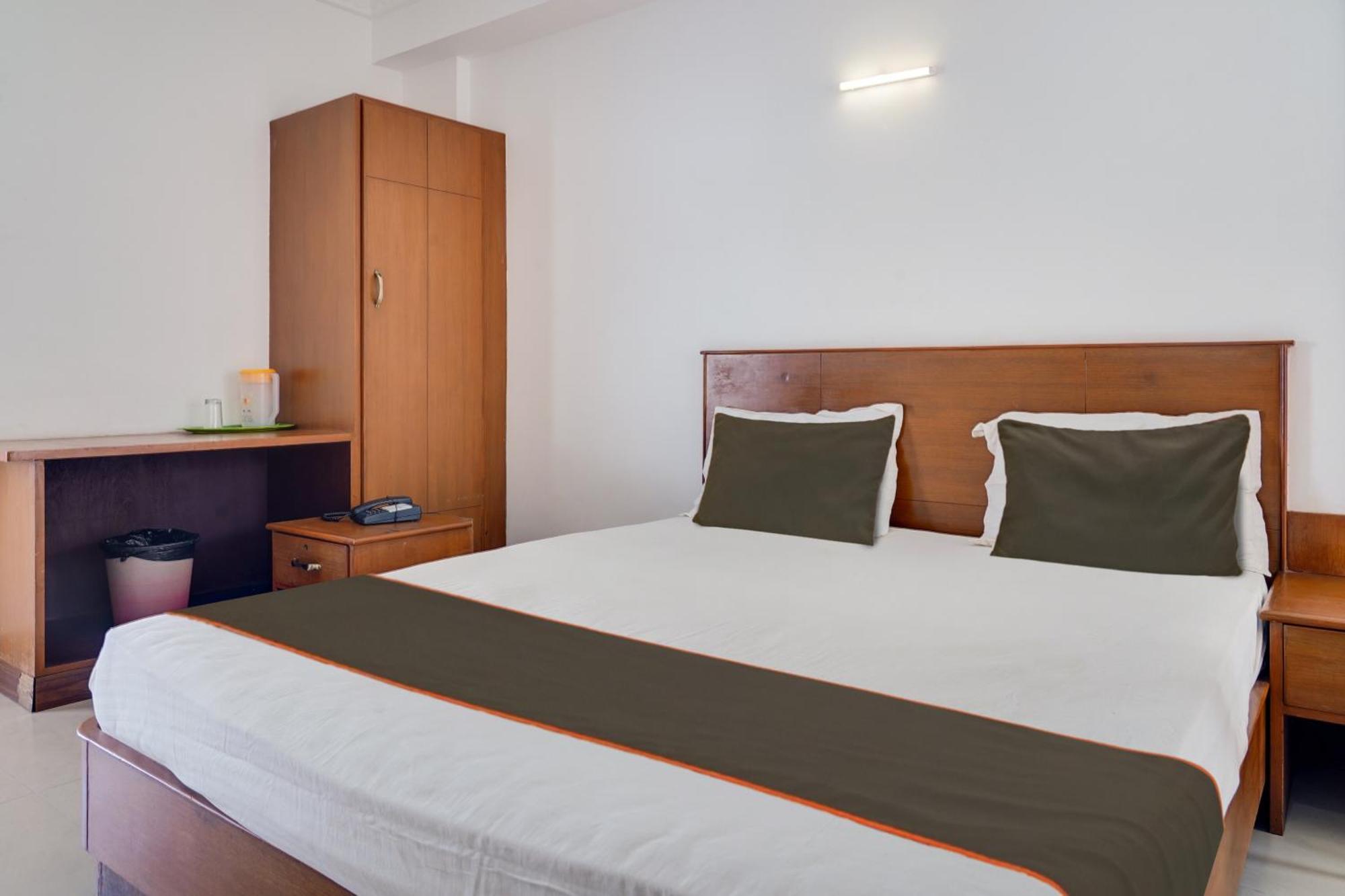 Collection O Coastal Grand Kurunji Meredian Hotel โกไดกานัล ภายนอก รูปภาพ